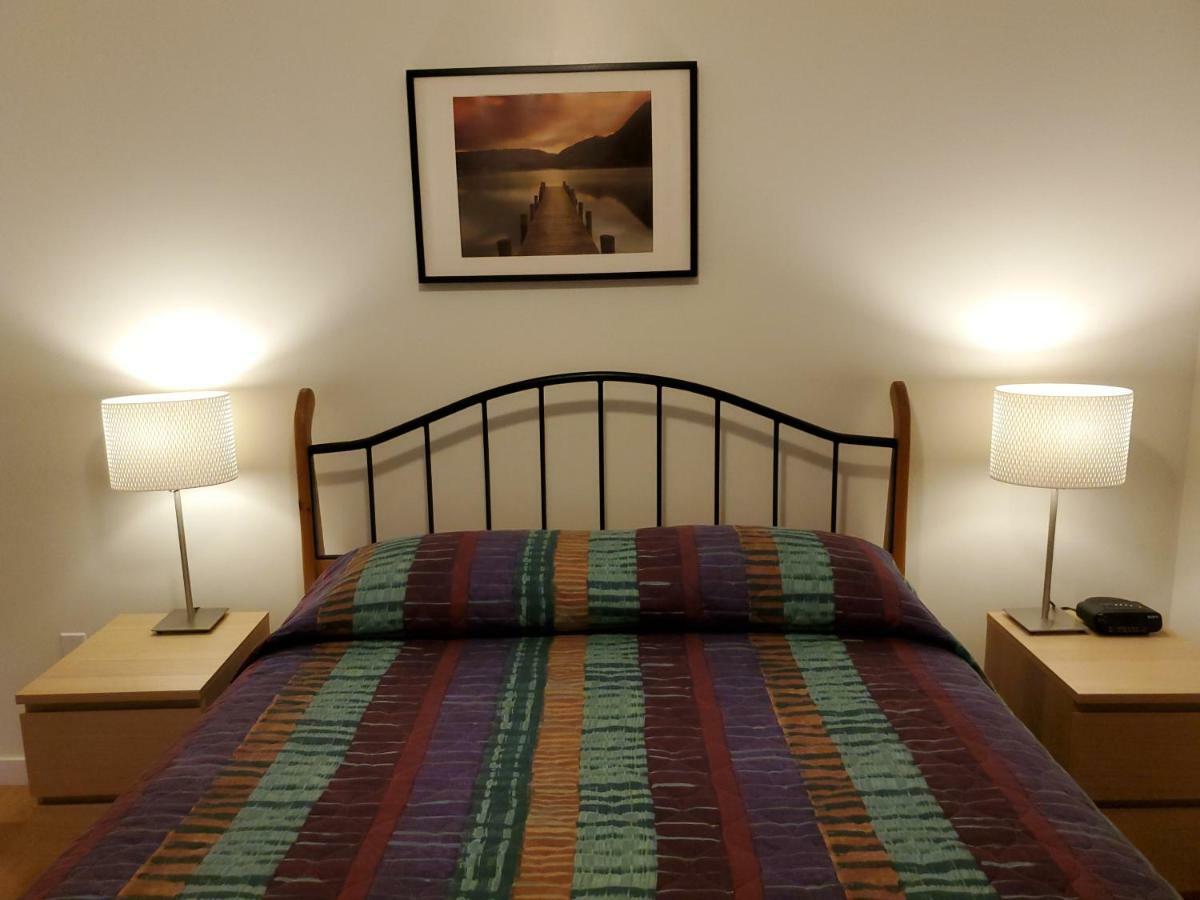 The Hitching Post Motel เพมเบอร์ตัน ภายนอก รูปภาพ
